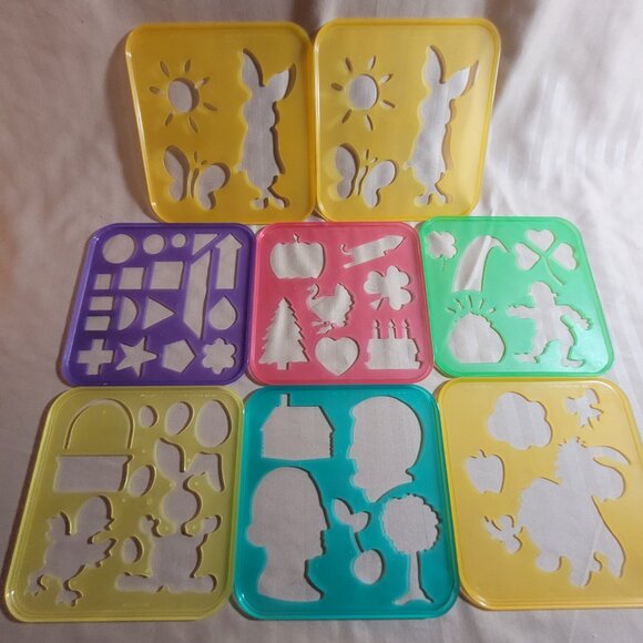 Tupperware Stencils and Carrying Case - Picture 3 of 5